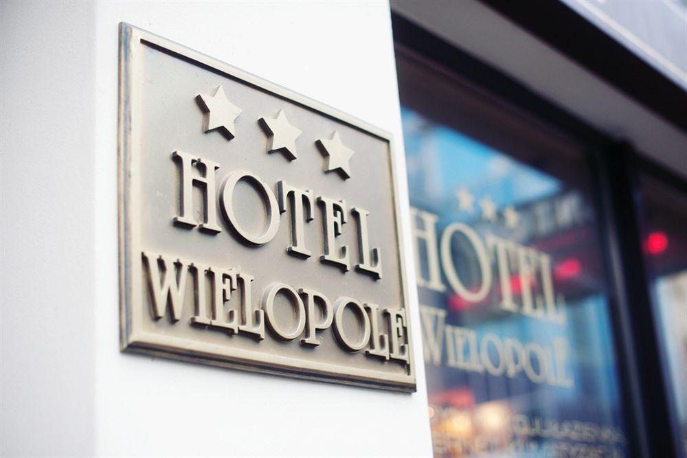 Hotel Wielopole Красков Екстериор снимка