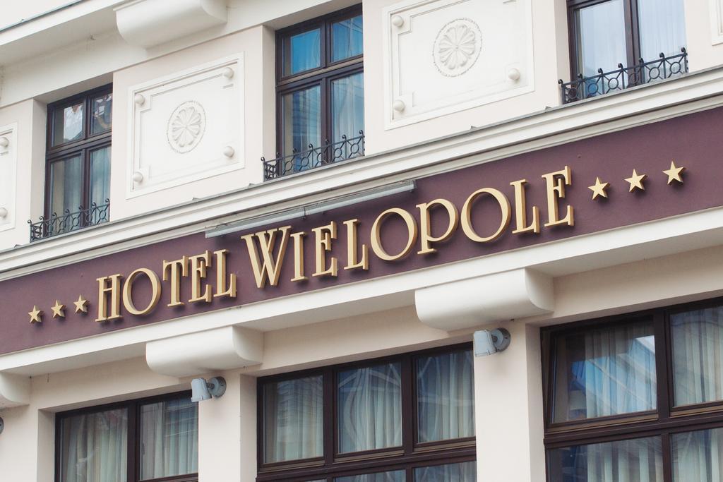 Hotel Wielopole Красков Екстериор снимка